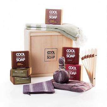 The complete relaxation package for her