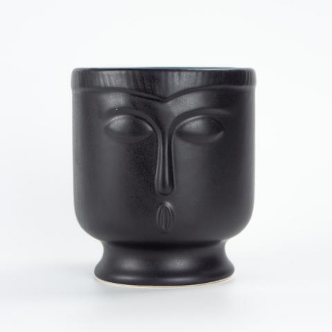 Maceta Nairobi 5e78a69368515678188743.jpg