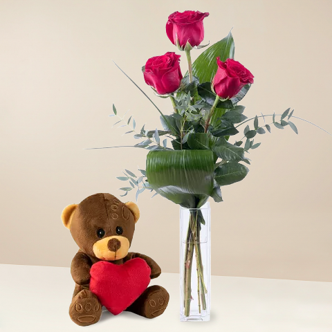 Erste Liebe: 3 rote Rosen und Teddy