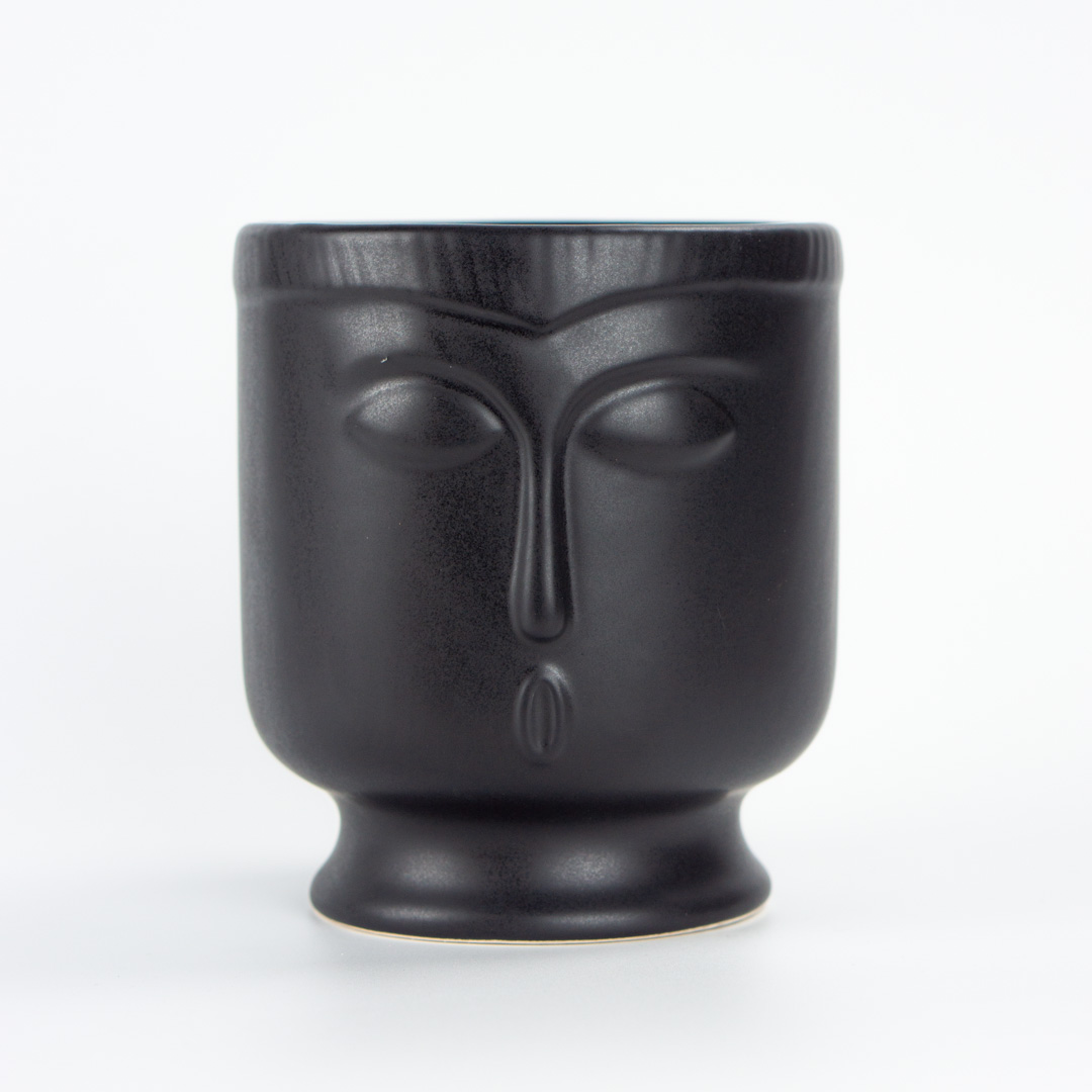 Maceta Nairobi 5e78a69368515678188743.jpg